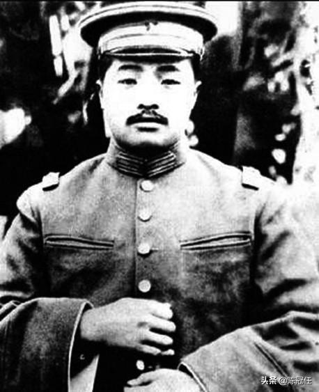 關(guān)于殲-20飛行員叛變的真相探討，殲-20飛行員叛變真相揭秘