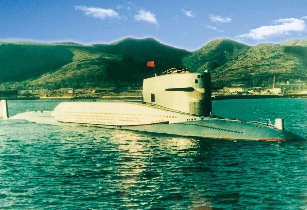 長(zhǎng)征一號(hào)核潛艇，中國(guó)海軍的驕傲與里程碑，長(zhǎng)征一號(hào)核潛艇，中國(guó)海軍的驕傲與里程碑成就