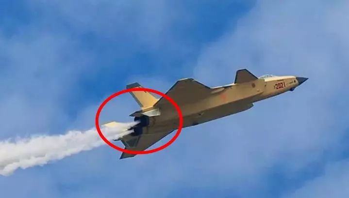 轟-20試飛照片，揭示中國新一代隱身戰(zhàn)略轟炸機的神秘面紗，中國新一代隱身戰(zhàn)略轟炸機轟-20試飛照片揭秘神秘面紗
