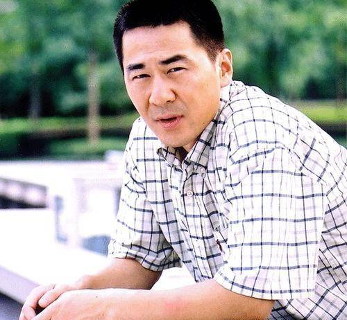 演員吳越個人簡歷——一位備受矚目的影視之星，演員吳越的個人簡歷——影視界的耀眼明星