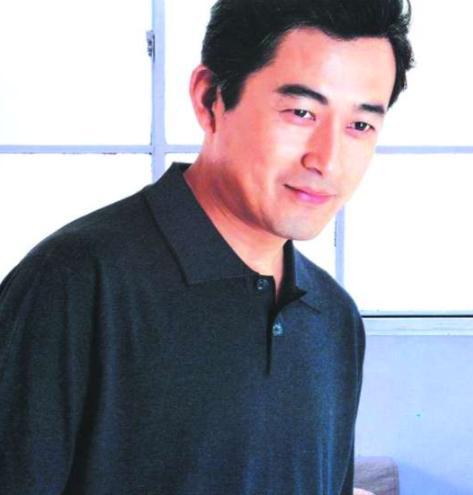 王志飛與張歆藝，演藝界的璀璨明星，王志飛與張歆藝，演藝界的耀眼之星