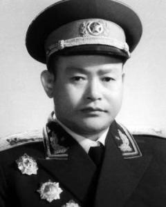 少將，歷史、榮譽與職責的象征，少將，歷史榮譽與職責的象征