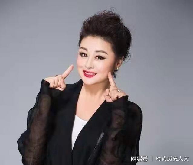 于月仙個(gè)人資料簡歷年齡，一位才華橫溢的演員的一生，于月仙，才華橫溢的演員的一生，個(gè)人資料、簡歷、年齡全解析