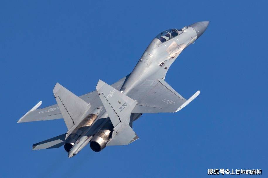 殲-16戰(zhàn)斗機(jī)，揭示中國空軍新一代戰(zhàn)斗機(jī)的實(shí)力與優(yōu)勢，殲-16戰(zhàn)斗機(jī)，揭示中國新一代戰(zhàn)斗機(jī)的強(qiáng)大實(shí)力與獨(dú)特優(yōu)勢