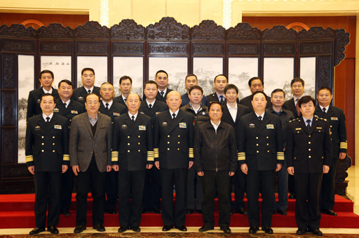 海軍領(lǐng)導(dǎo)班子的力量，引領(lǐng)海軍走向新時(shí)代的領(lǐng)航者，海軍領(lǐng)導(dǎo)團(tuán)隊(duì)的力量，引領(lǐng)海軍走向新時(shí)代的領(lǐng)航力量