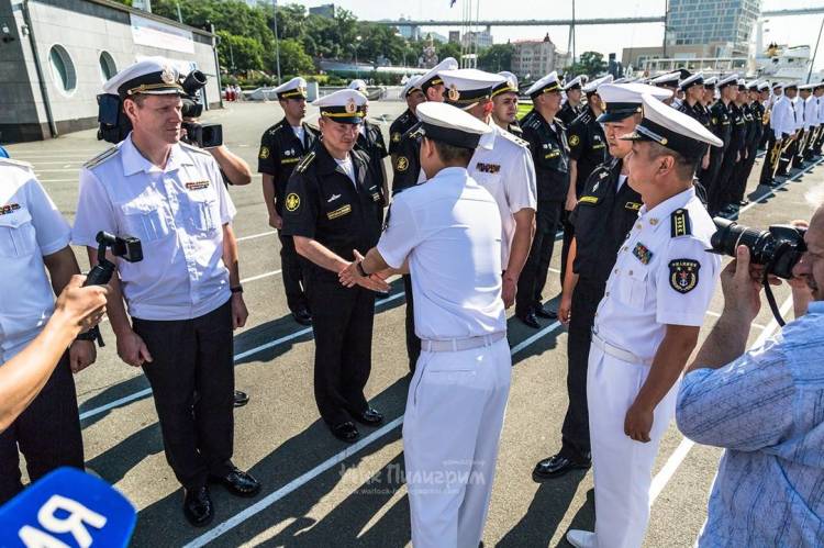 黃石艦艦長(zhǎng)級(jí)別解析，黃石艦艦長(zhǎng)級(jí)別詳解