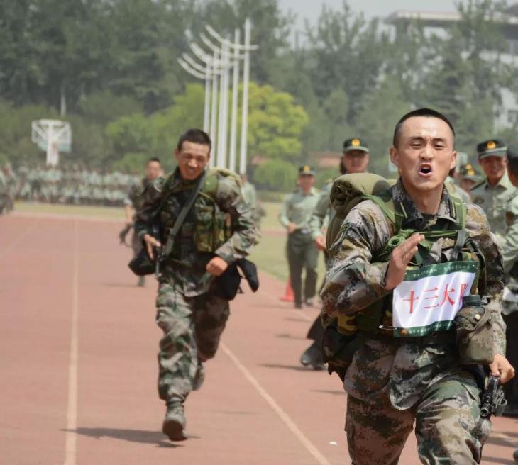 關(guān)于軍校近視手術(shù)最晚多久做的全面解析，軍校近視手術(shù)最晚多久做全面解析，時(shí)間與準(zhǔn)備因素探討