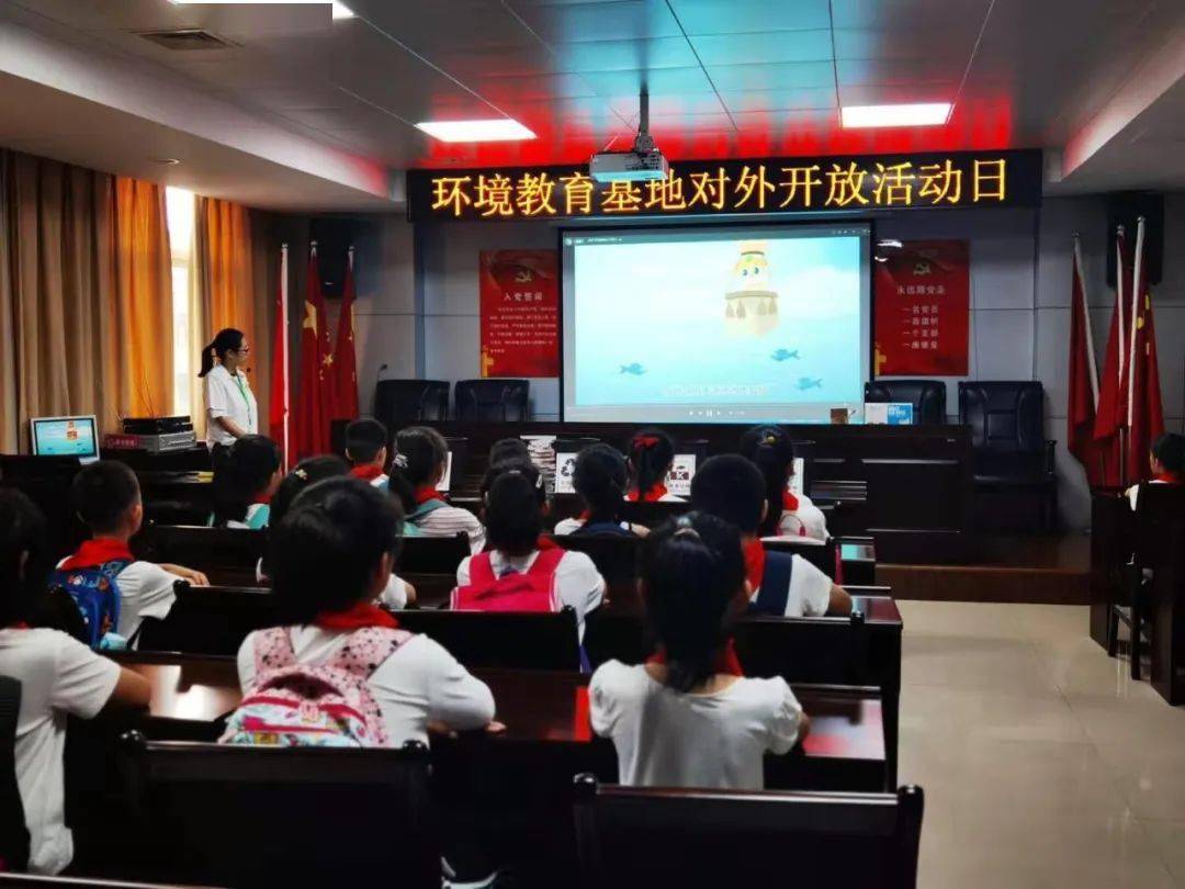 揭秘二四六香港資料期期中，深度解析與SEO優(yōu)化指南，揭秘二四六香港資料期期中，深度解析與SEO策略優(yōu)化指南